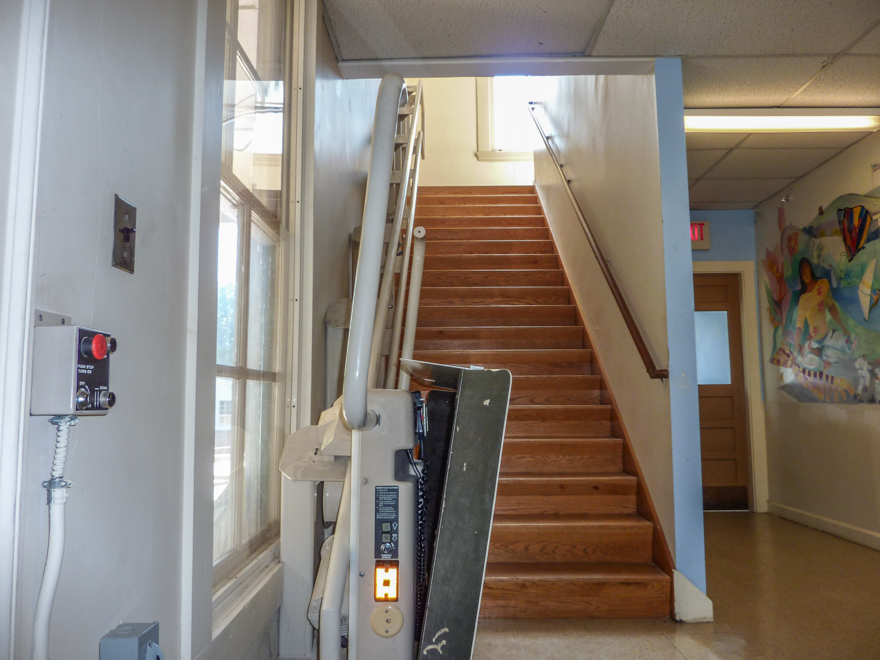 Handicapped stairway